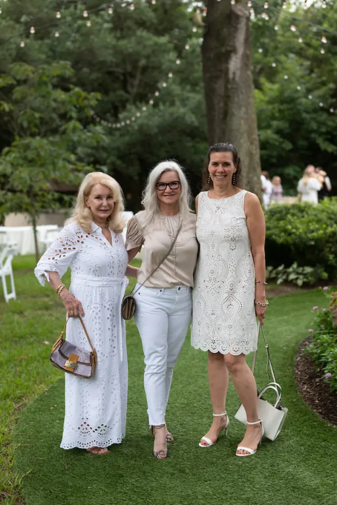 Marlene Rankin, Maureen HIish, Nina Palermo at The Houstonian's  Rosé & Roses event (Photo by Daniel Ortiz)