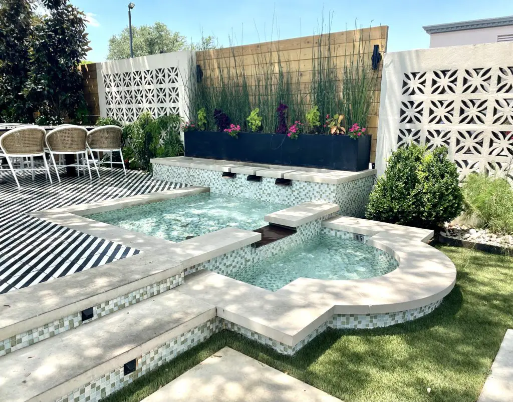 The water feature with bold tile work, framed with landscaping at Maria's Mexican Kitchen. Photo by Courtney Dabney. 