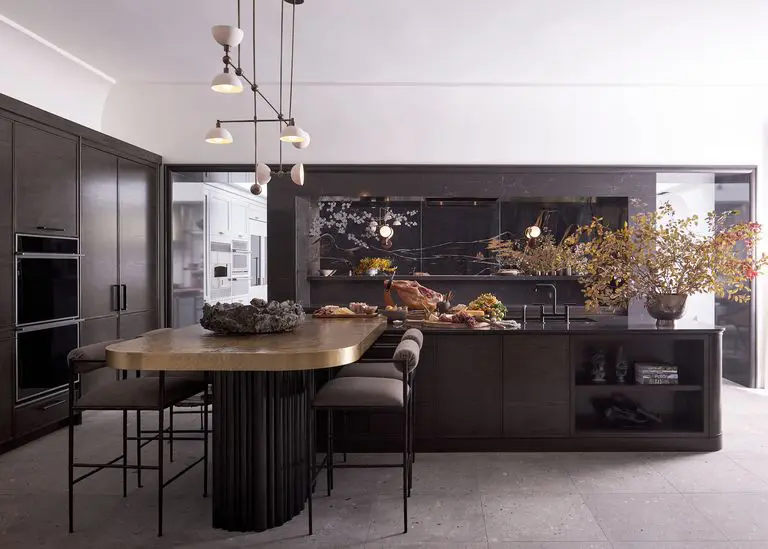 The Kips Bay Show House main kitchen designed for large-scale entertaining by Chad Dorsey (Photo by Stephen Karlisch)