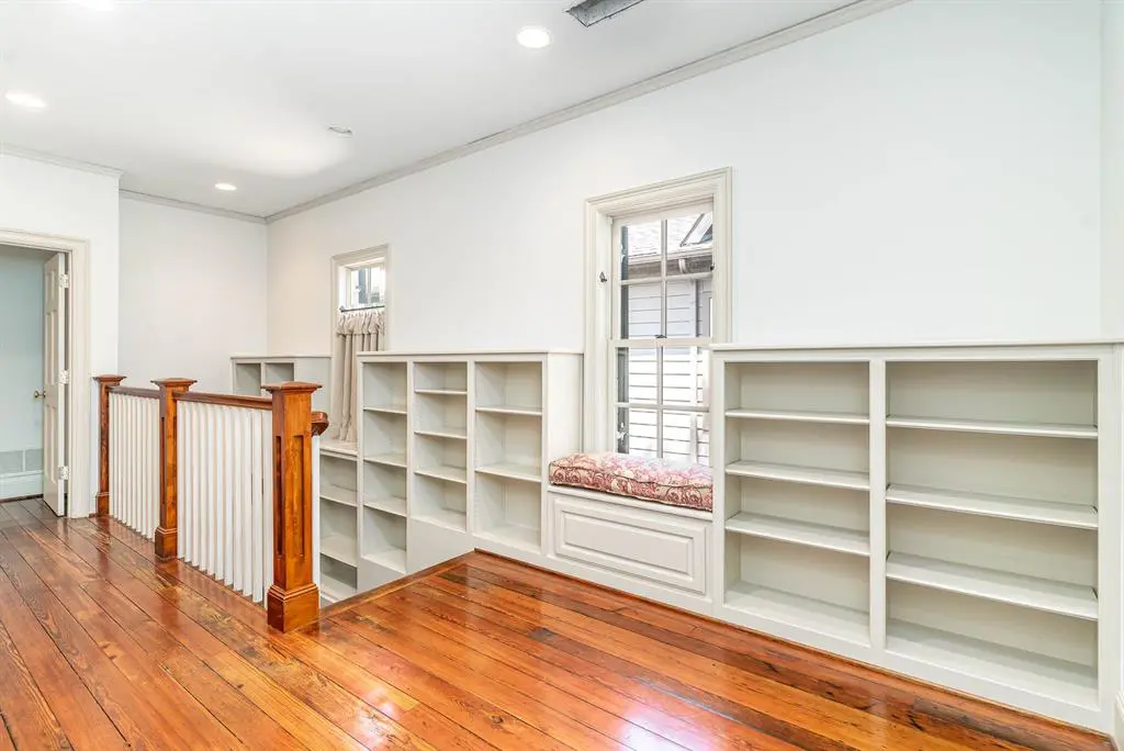 More built-ins in the custom home. 