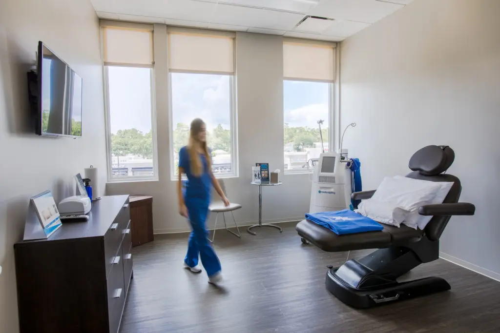DaVinci Body Sculpting uses CoolSculpting technology to help clients reach their fat reduction goals.