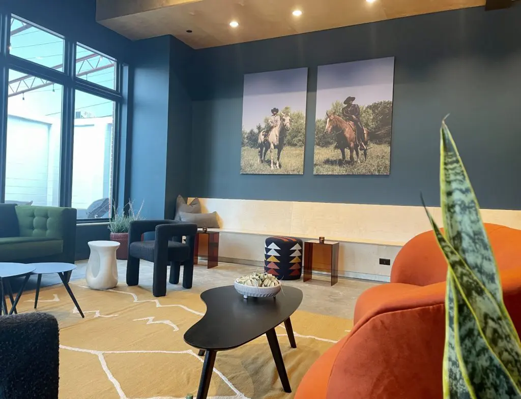 Lobby Bar filled with original artworks and room to relax. Photo by Courtney Dabney.