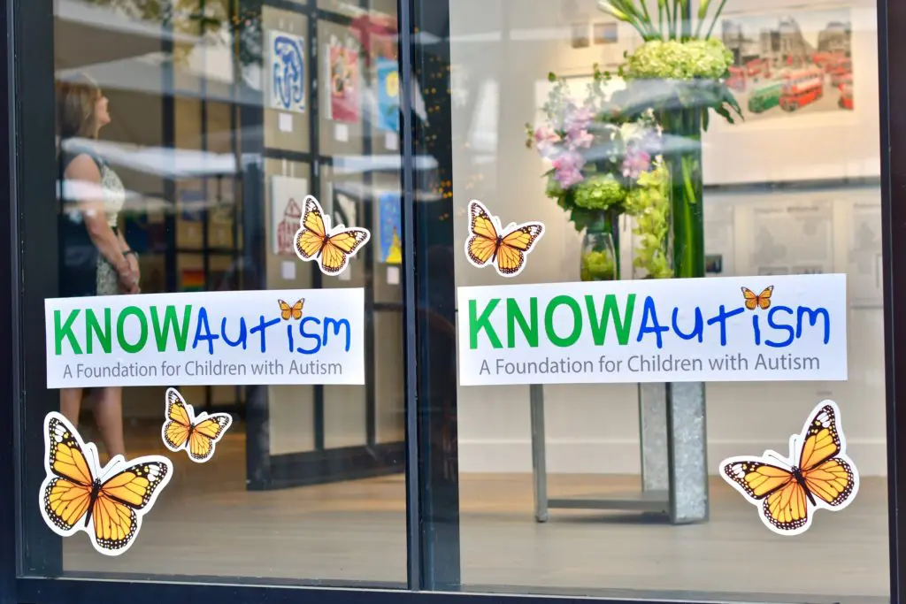 The KNOWAutism gallery in River Oaks District (Photo by Alex Montoya)