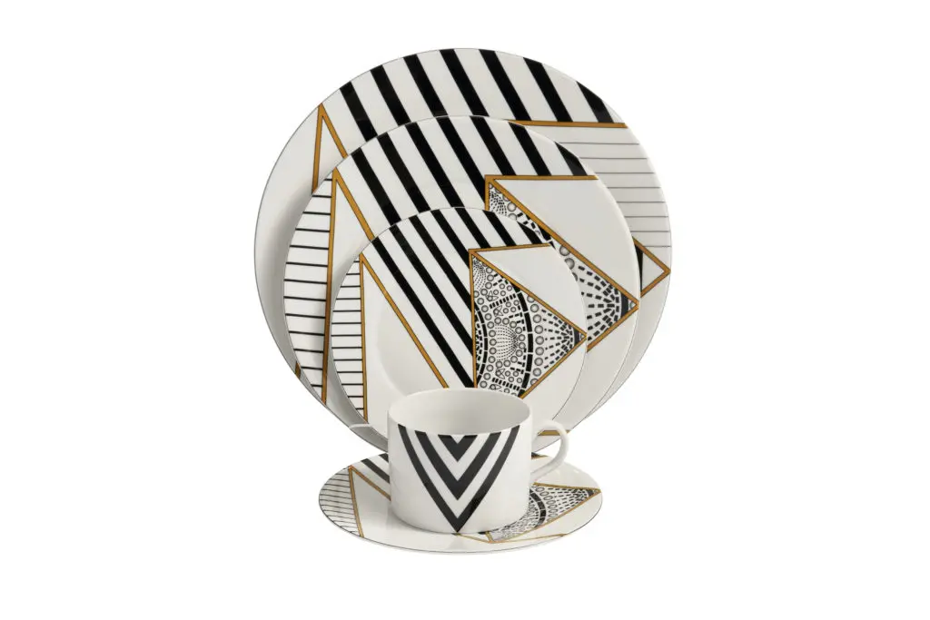 Nina Magon Studio introduces its new tableware collection, here, the Alina pattern is embellished with strong graphic lines and pearlized spheres.