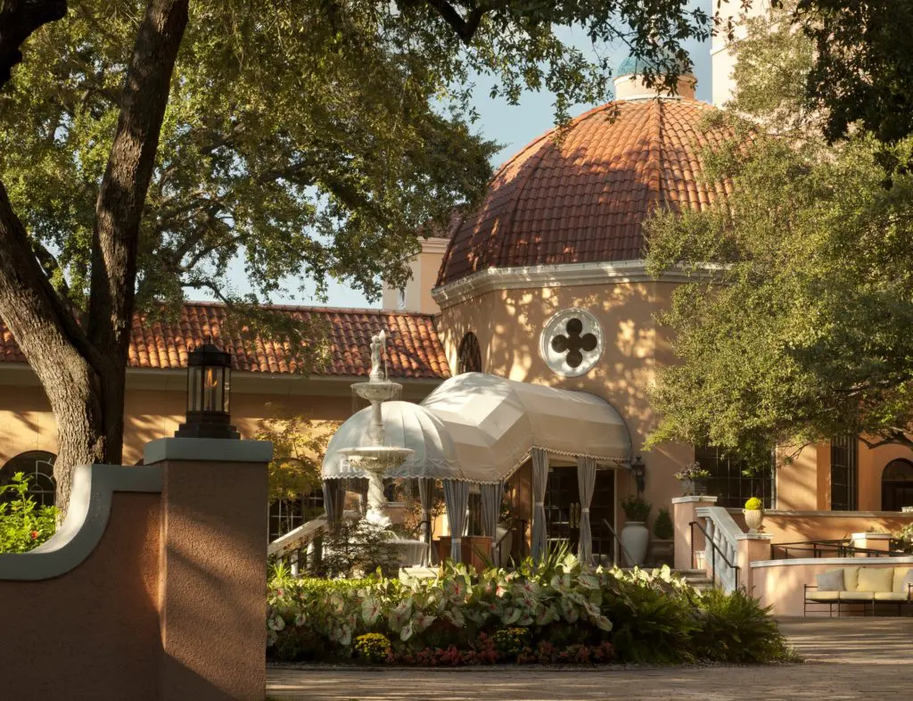 The Rosewood Mansion on Turtle Creek's "Summer by Design" series offers hotel guests private and unique experiences around Dallas (and in-room).