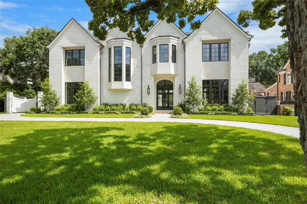 2158 Brentwood