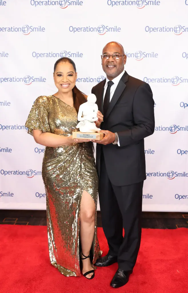 Operation Smile John Connor Humanitarian Award recipients Shawntell & Keith McWilliams (Photo by Quy Tran)