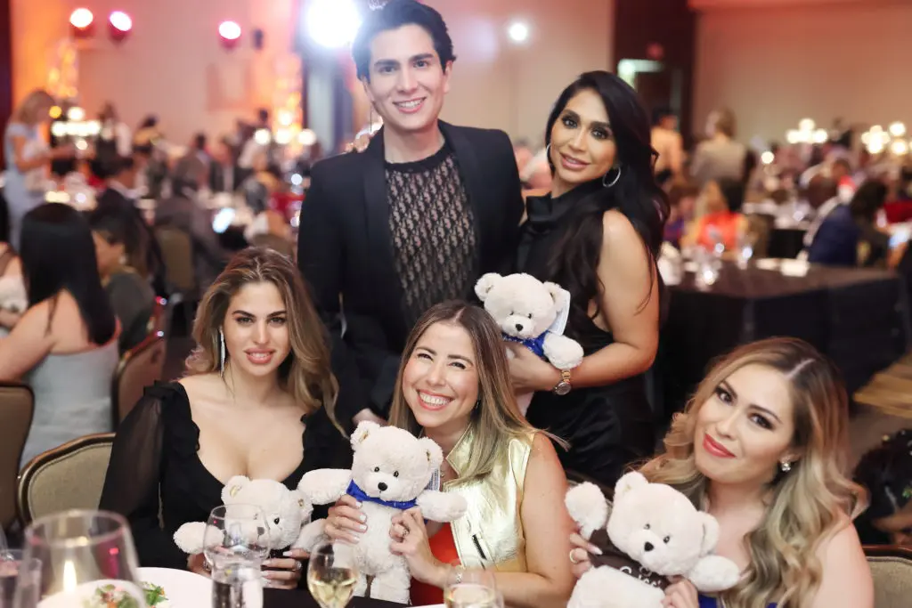Houston’s Operation Smile Brings Altruistic Mega Stars to Town for Heartwarming Gala