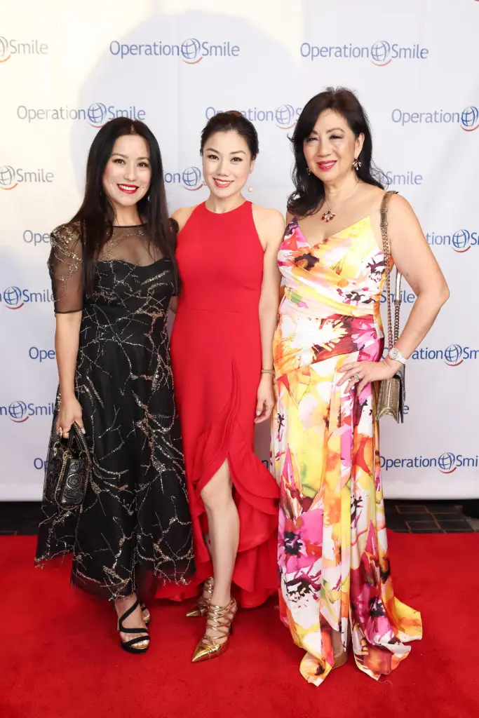 Gina Li, Tiffany Le, Dr. Alice Mao Brams (Photo by Quy Tran)