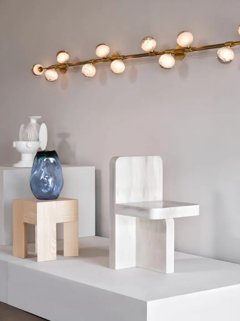 Articolo light pendant, Australia.
Chair Destroyers/Builders, Belgium. Table is Aldo Bakker, The Netherlands. Vase Alexa Lixfeld, Germany. (Photo by Lisa Petrole)