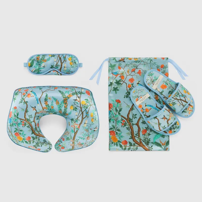The Tian print travel set the new Gucci Lifestyle collection.