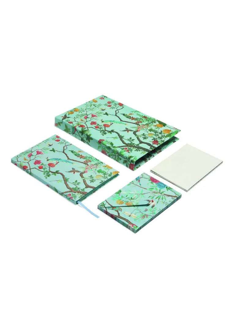 Gucci web & horsebit print stationery set in the brand's new Lifestyle collection.
