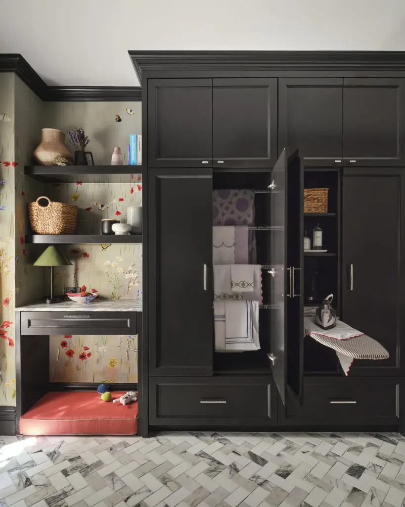 A chic laundry room by Kathleen Walsh Interiors (Photo by Stephen Karlisch)