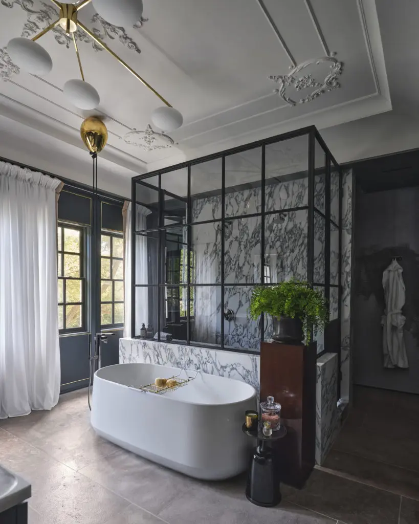 A soothing master bathroom by Brant McFarlain. (Photo by Stephen Karlisch)