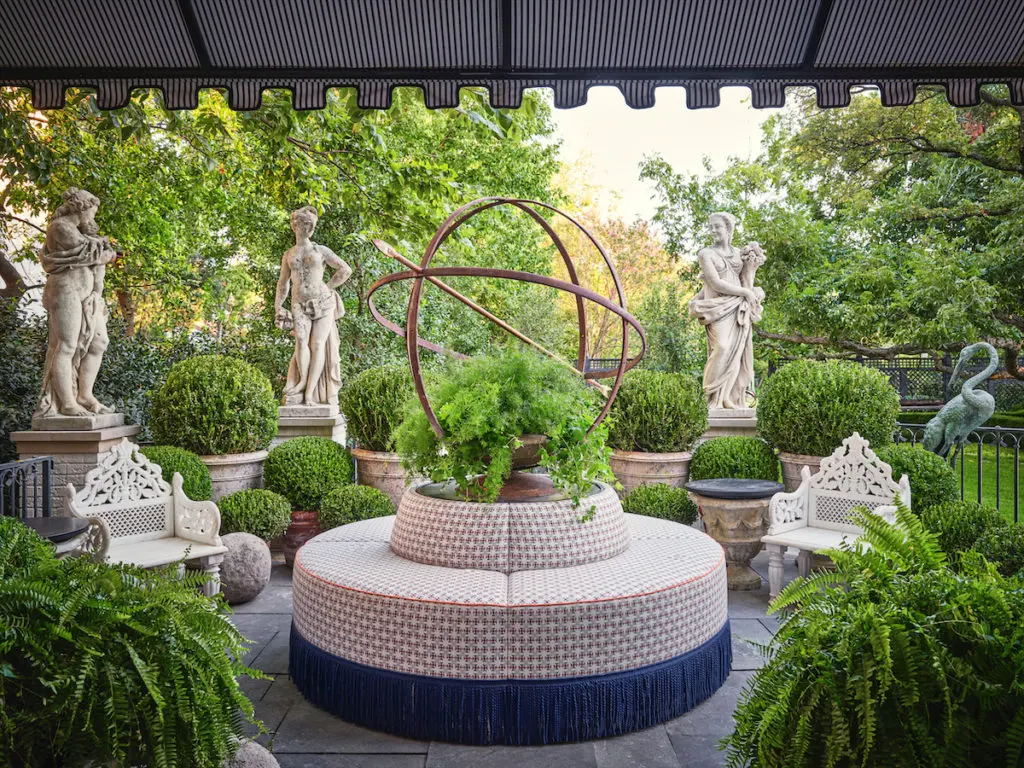 A celestial study by Ken Fulk Inc. (Photo by Stephen Karlisch)