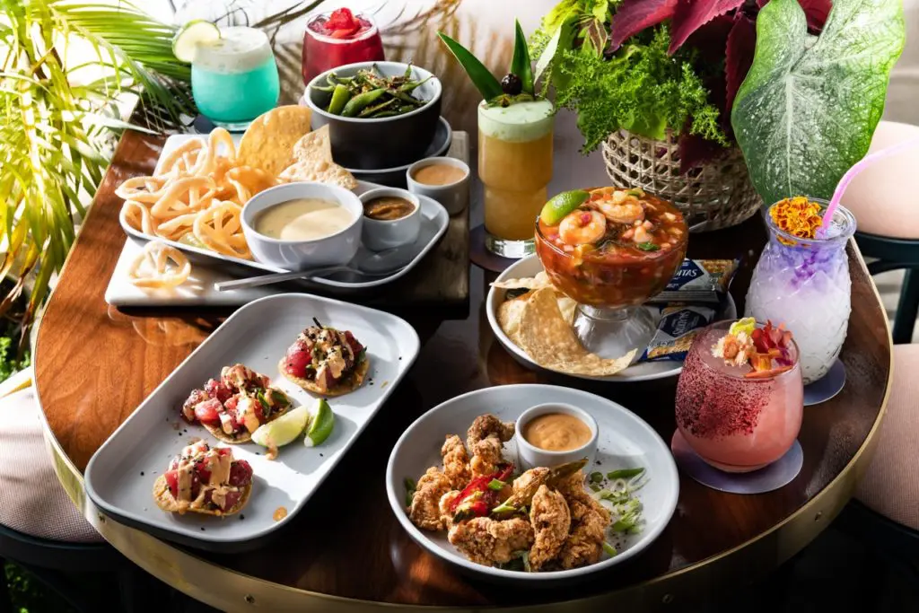Suburban Yacht Club serves tropical drinks and boardwalk-inspired food. (Photo by Manny Rodriguez)