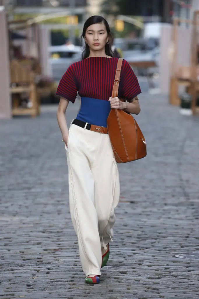 Tory Burch tech-knit plaited-rib sweater
tech-knit bandeau, cotton twill pant, Hobo bag, multi-color ballet flat. (Photo courtesy of Tory Burch)