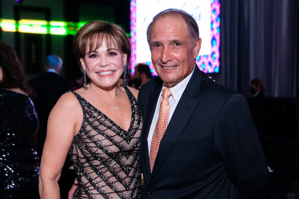 Hallie Vanderhider, Glenn Reyes at the Houston Children's Charity Gala at The Post Oak Hotel with special guest, Cyndi Lauper. (Photo by Michelle Watson, CatchlightGroup.com)