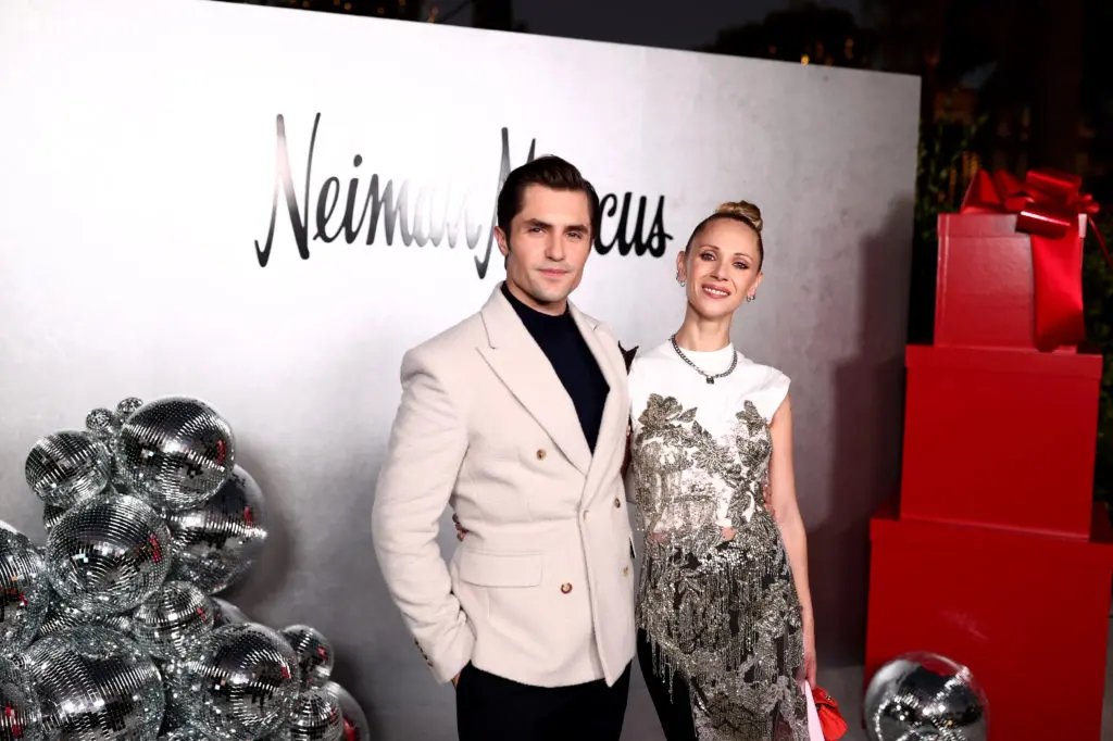 Phil Dunster and Juno Temple attend the Neiman Marcus Holiday Debut & Fantasy Gifts Launch Event at Paramount Studios in Los Angeles.  (Photo by Matt Winkelmeyer/Getty Images for Neiman Marcus)