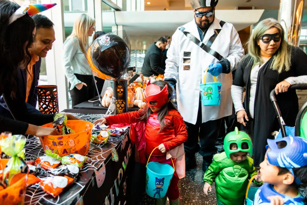 Downtown Dallas businesses invite trick-or-treaters this Halloween season.
