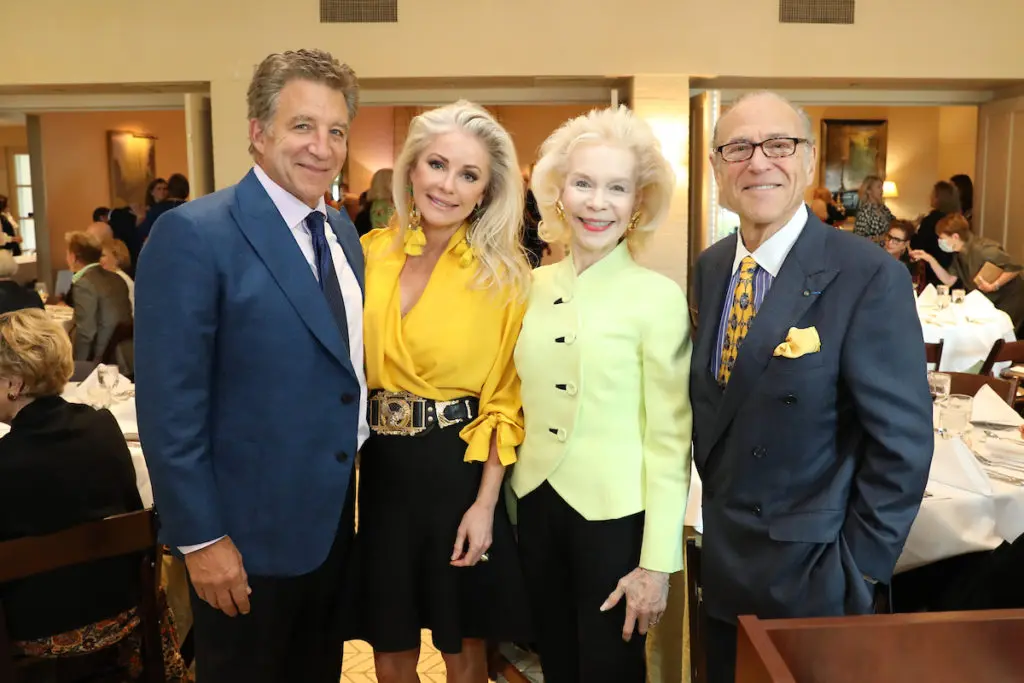 Steve Wyatt, Joyce Echols, Lynn Wyatt and Robert Sakowitz at the Heritage Society's Houston Heritage Luncheon (Photo by Priscilla Dickson)