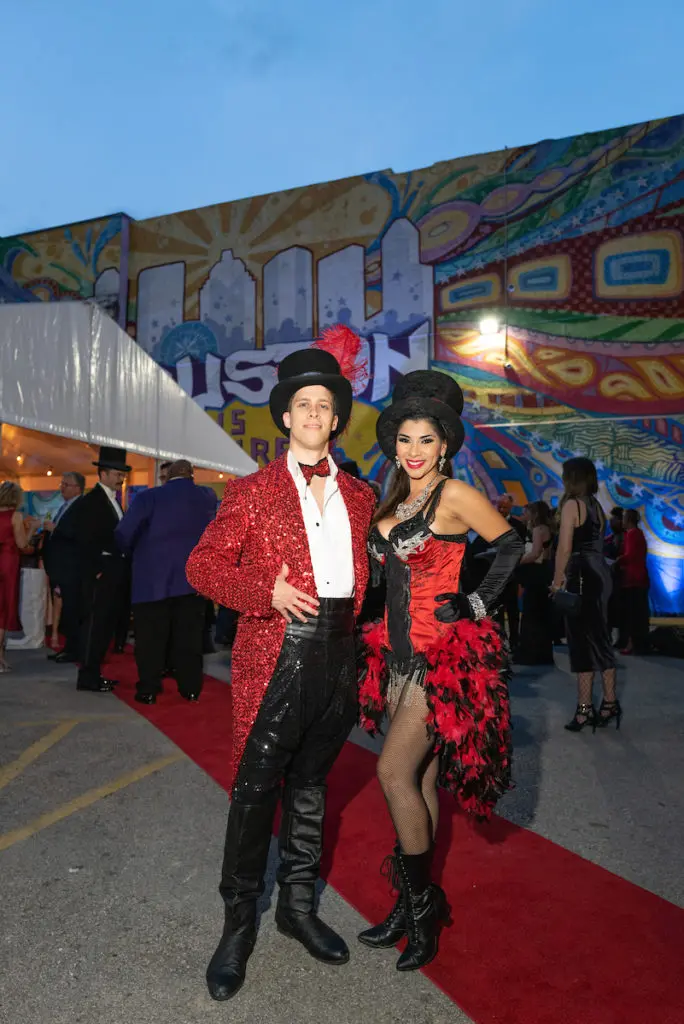 Matthew Bench, Angel Cruz at the Houston Arts Alliance Moulin Rouge themed gala at Majestic Metro theater.
 (Photo by Daniel Ortiz)