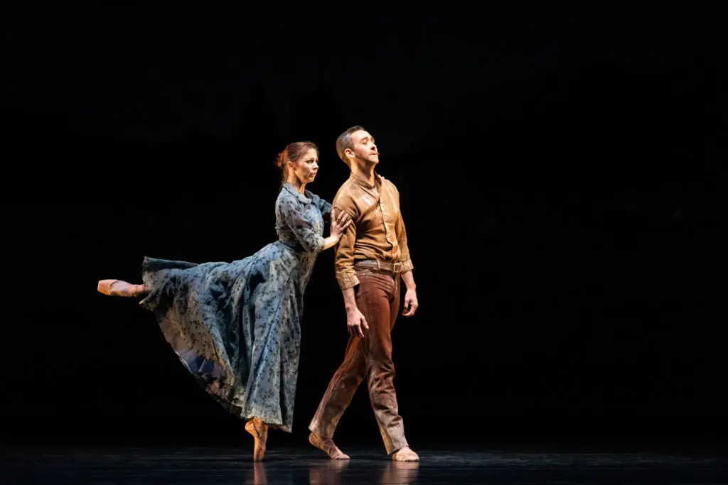 Houston Ballet Principal Melody Mennite and Soloist Aaron Daniel Sharratt in Stanton Welch’s Big Sky. (Photo by Lawrence Elizabeth Knox 2021, Courtesy of Houston Ballet)

