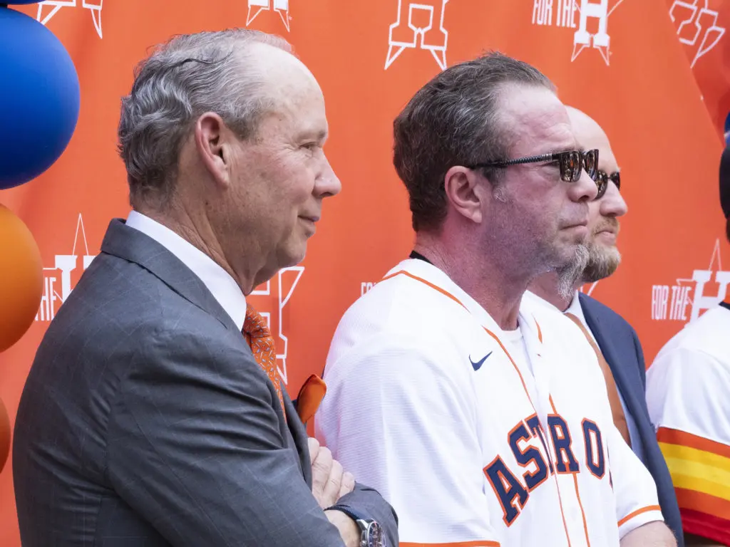 Astros owner Jim Crane and Jeff Bagwell took to the microphone at City Hall. (Photo by F. Carter Smith)
