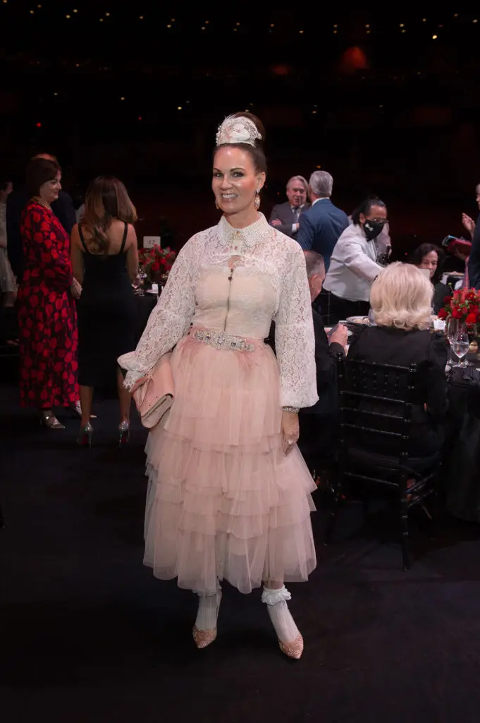 Beth Muecke at the Margaret Alkek Williams 'Jubilee of Dance' on-stage dinner.  (Photo by Wilson Parish)