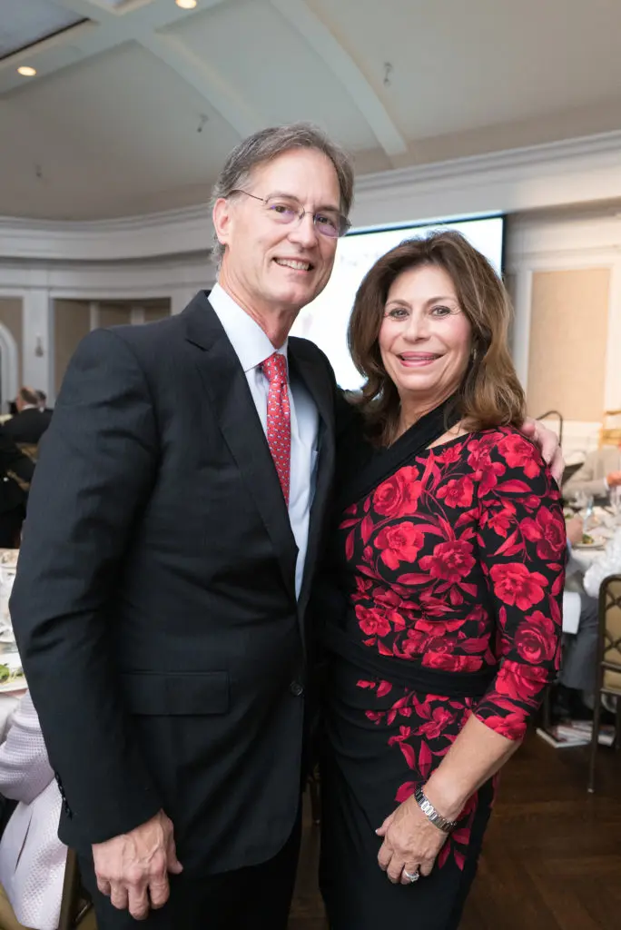 Dr. Gary & Cathy Brock at the Houston Hospice Spirit Award Dinner. (Photo by Daniel Ortiz)