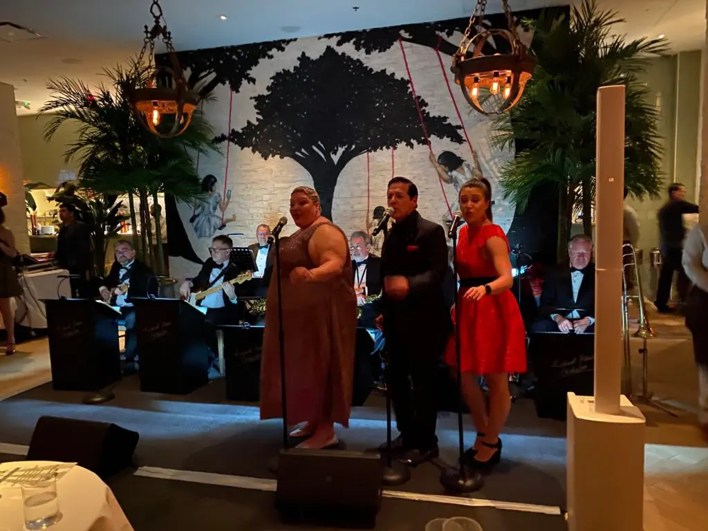 Christine Wells, Bob Luna and another singer with the Richard Brown Band entertaining at The Annie Café & Bar supper club evening in 2020.