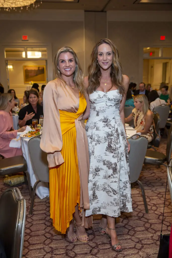 Lindley Arnoldy, Allison O'Neill at the Arms Wide Adoption Services luncheon. (Photo by Jenny Antill Clifton)