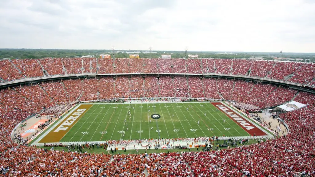 There are plenty of places in Dallas to watch the Texas/OU game.