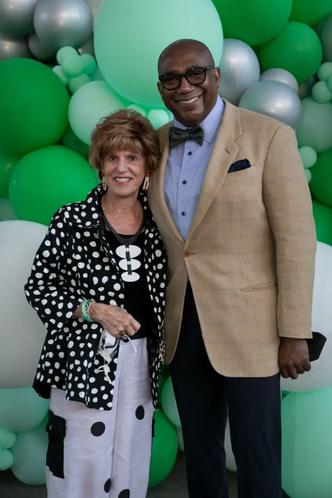Terry Loftis, Donna Wilhelm (Photo by Gary Donihoo F8 Studio)