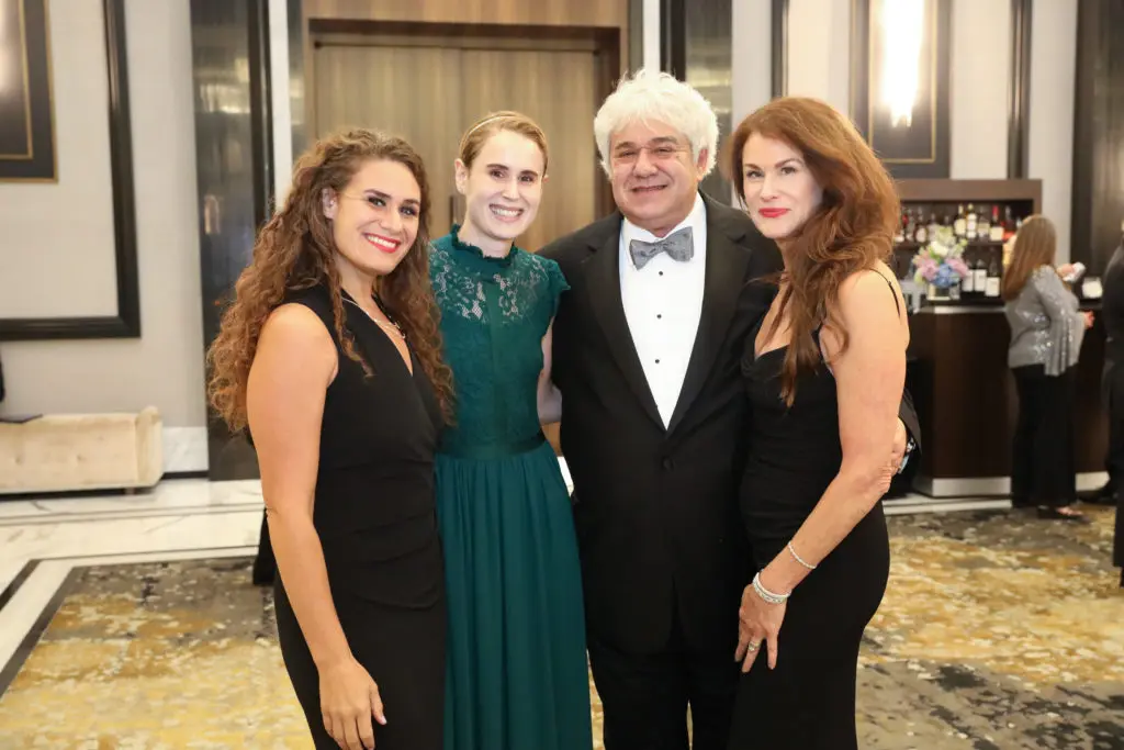  Brooke Binstock, Melissa Ephron, Bob and Cathy Binstock honored at Theatre Under the Stars Lights Up gala (Photo by Priscilla Dickson)