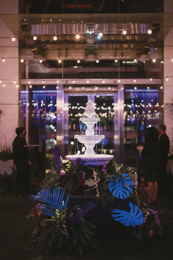 Post-soirée, Dallas Art Fair exhibitors and VIPs ascended the private glass elevator to the terrace level of The Joule, which had been transformed into a lush, rooftop club. (photo by BECKLEY) (Photo by Exploredinary)