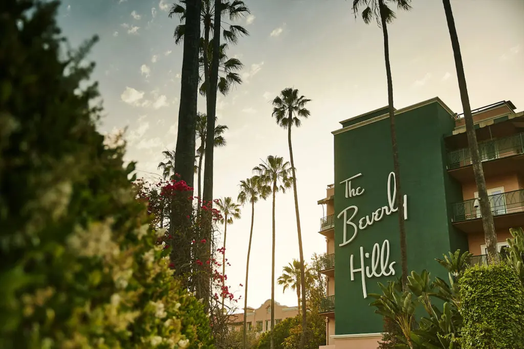 With easy, inexpensive direct flights to LAX, now may be the time to indulge. Read on to plan your own weekend travel among the stars in Beverly Hills.