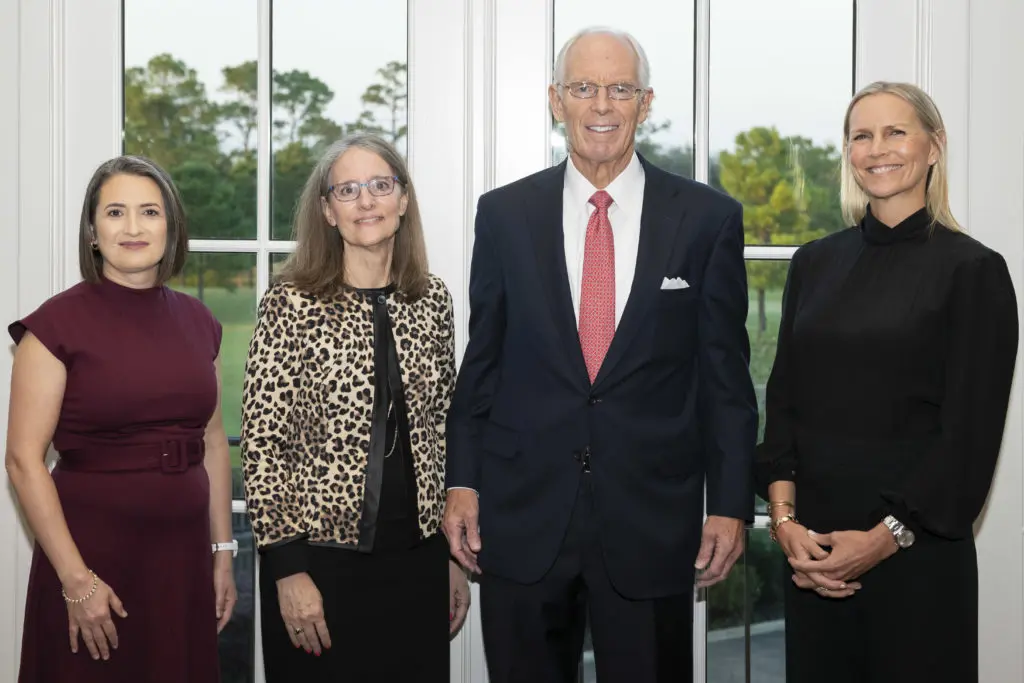 Alia Vinson, Marlene Gafrick, Dick Weekley, Heather Houston at the Scenic Houston annual dinner.