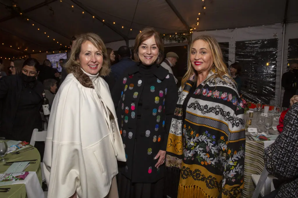 Ileana Treviño, Leigh Smith, Gaynelle Drexler at the Buffalo Bayou Partnership gala (Photo by Jenny Antill)