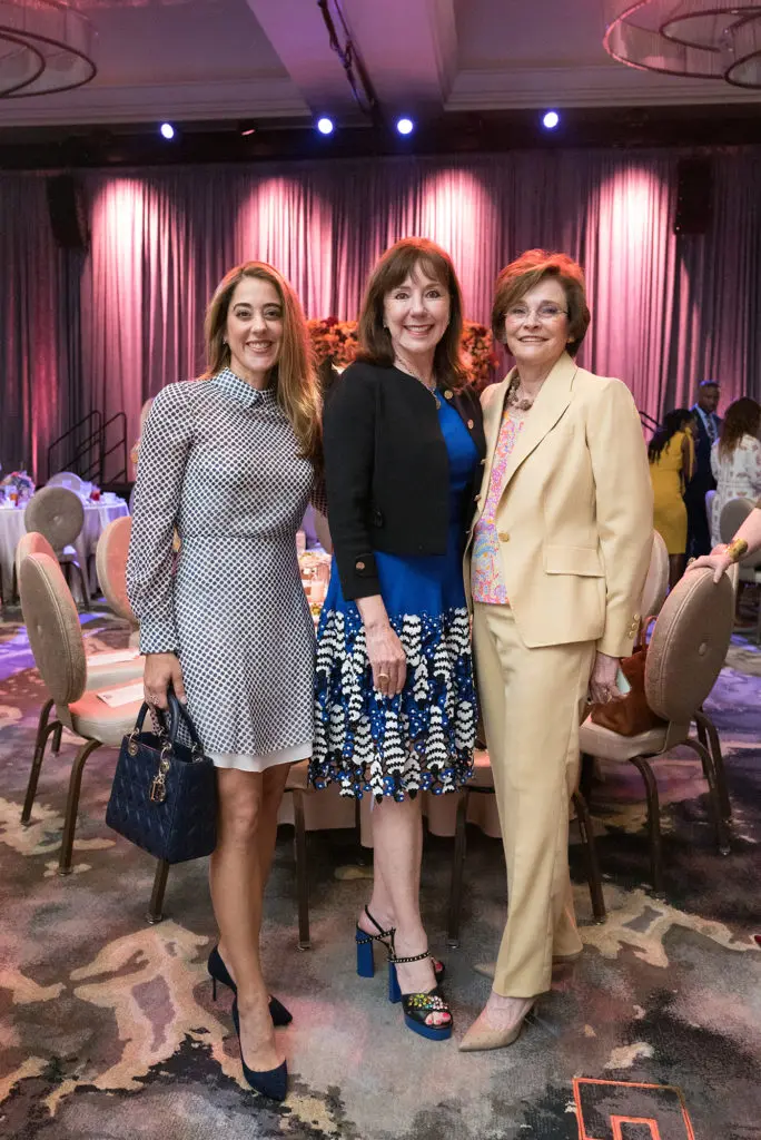 Kristina Sommerville, Elizabeth Stein, Bobbie Nau at the Power of Literacy luncheon. (Photo by Daniel Ortiz)