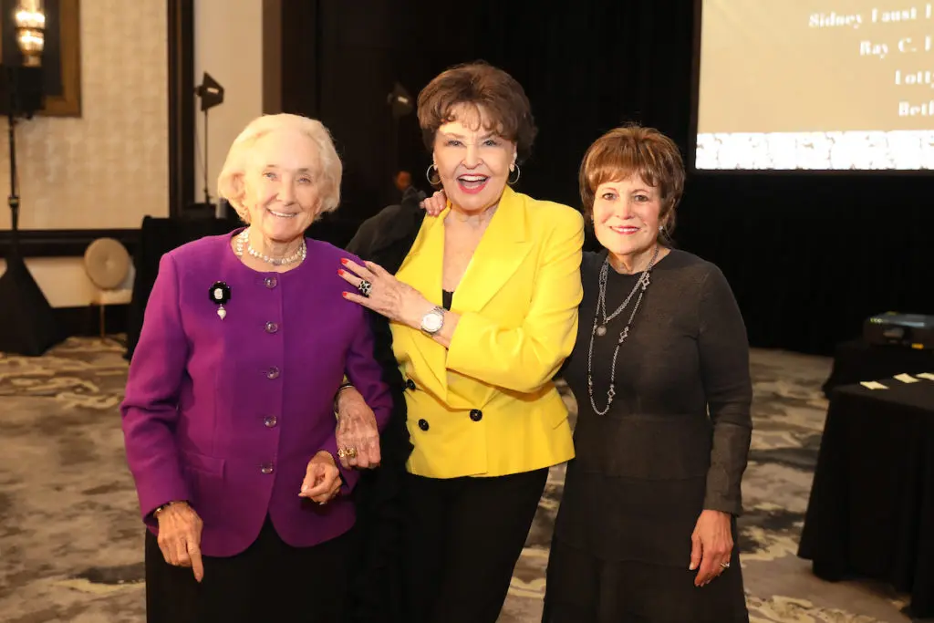 Lotty Gautschi, Warner Roberts, Regina Rogers (Photo by Priscilla Dickson)