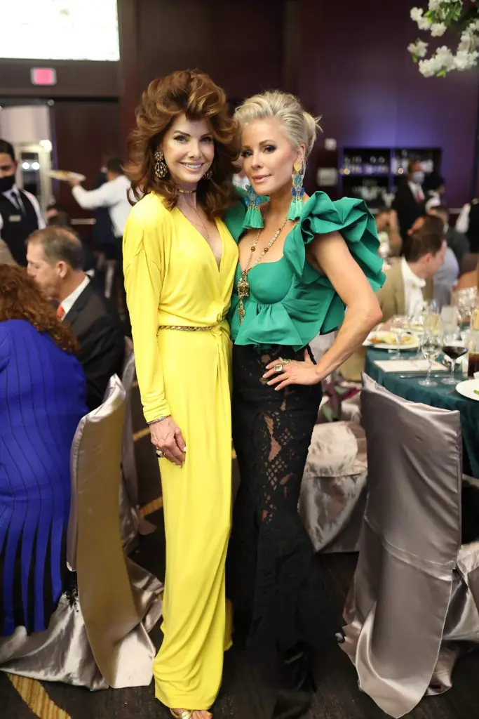 Marla Hurley, Joyce Echols at Una Notte in Italia (Photo by Quy Tran)