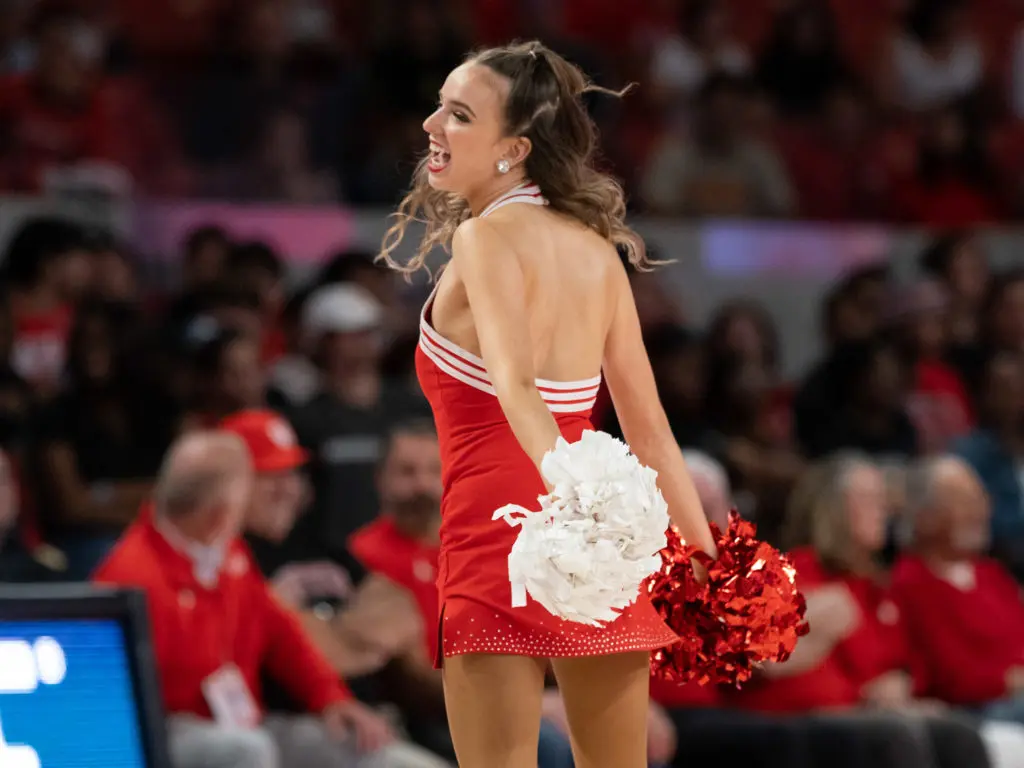 The UH cheerleaders add to Fertitta Center's electric atmosphere. (Photo by F. Carter Smith)