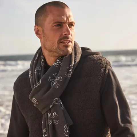 Barefoot Dreams Ultra Lite Skull Print Scarf.