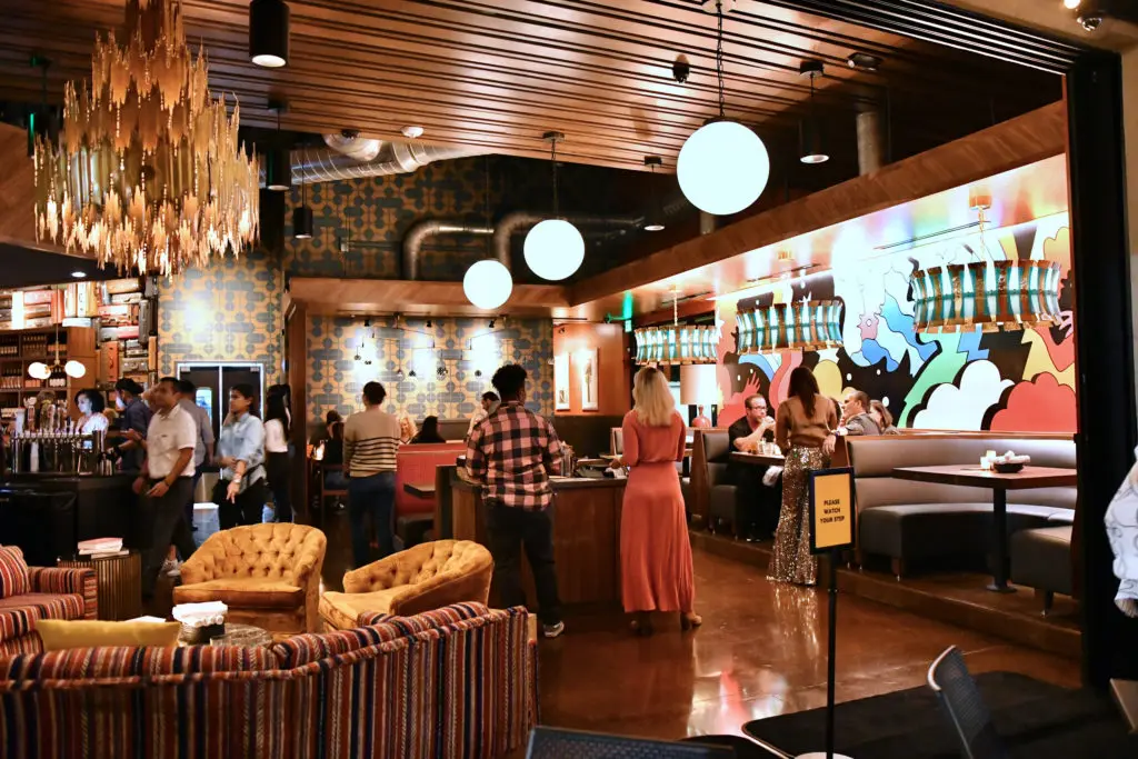 Postino in Uptown Park  (Photo by Alex Montoya)