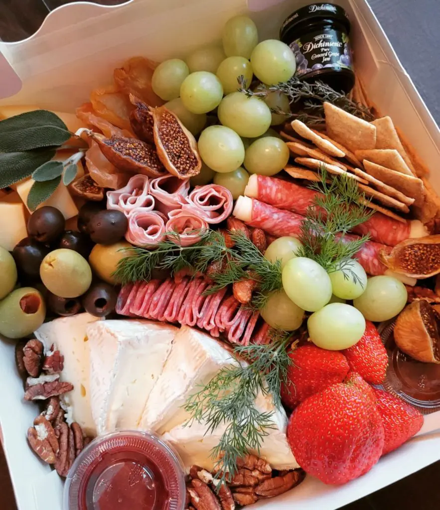 Grazing Boards by Tina is the trusted name in Arlington. 