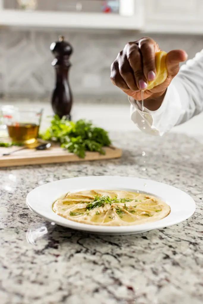 Select Chef offers the ease of delivery with the benefits of a restaurant-level meal in the safety and comfort of your own home