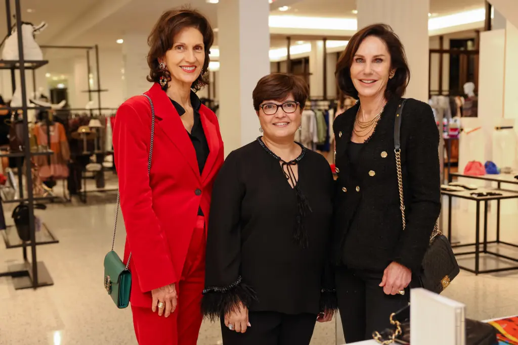 CAMH trustee Paula Daly, AGN hostess Sabria Lewis, Heidi Gerger at the Contemporary Arts Museum Houston's Another Great Night preview.