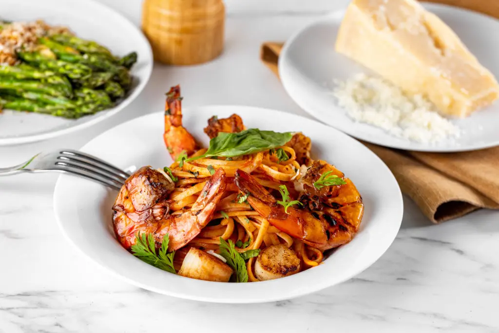 Linguini Frutti Di Mare from Select Chef