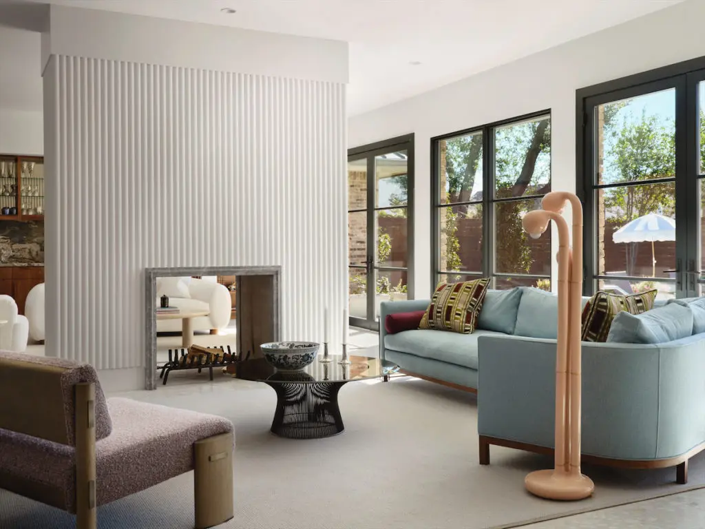 Lawson-Fenning sectional sofa. Warren Platner bronze table, Entler floor lamp. Lounge chair Marmol Radziner for McGuire. (Photo by Lisa Petrole)